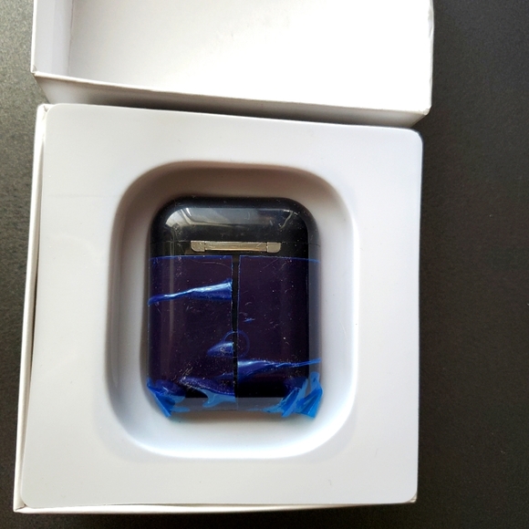 NIB - Black Wireless syncing ear buds Apple & Android compatible - Picture 2 of 7